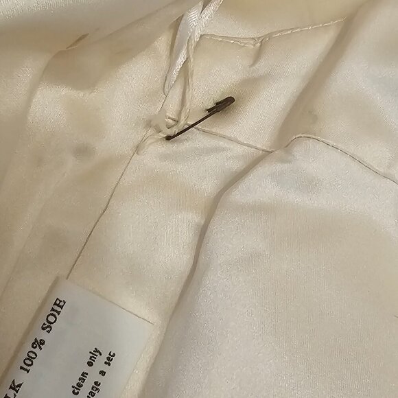 Catherine Regehr Ivory Wedding Dress M/8 - Picture 8 of 12